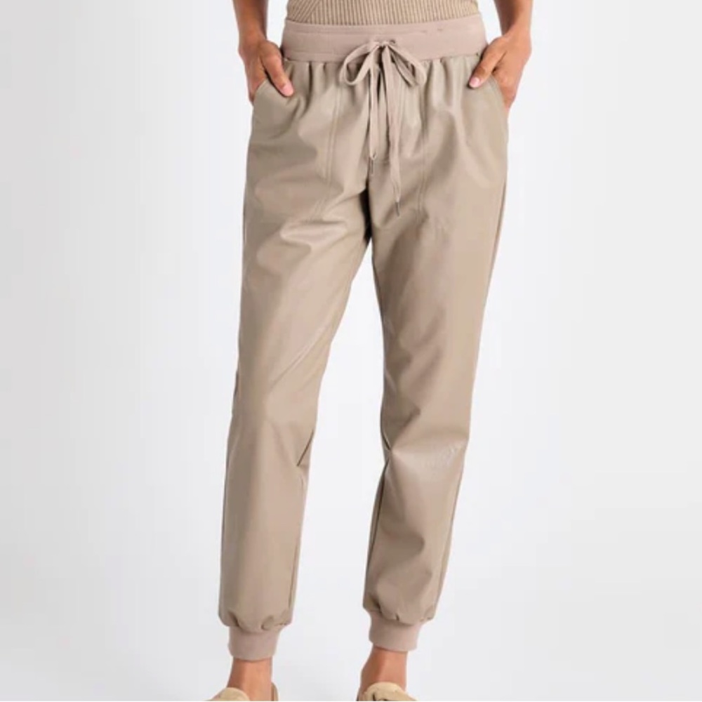 Splendid vegan leather jogger pant size L light khaki